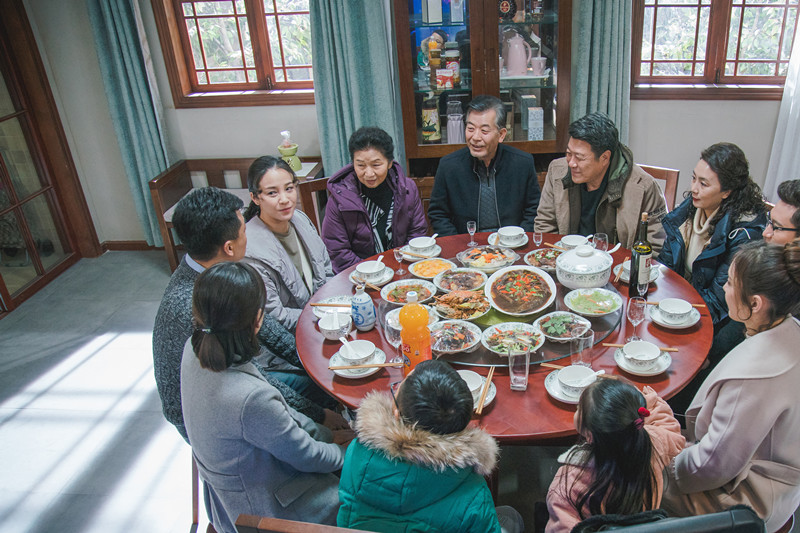 充滿寧波風(fēng)情的錢家餐桌.jpg