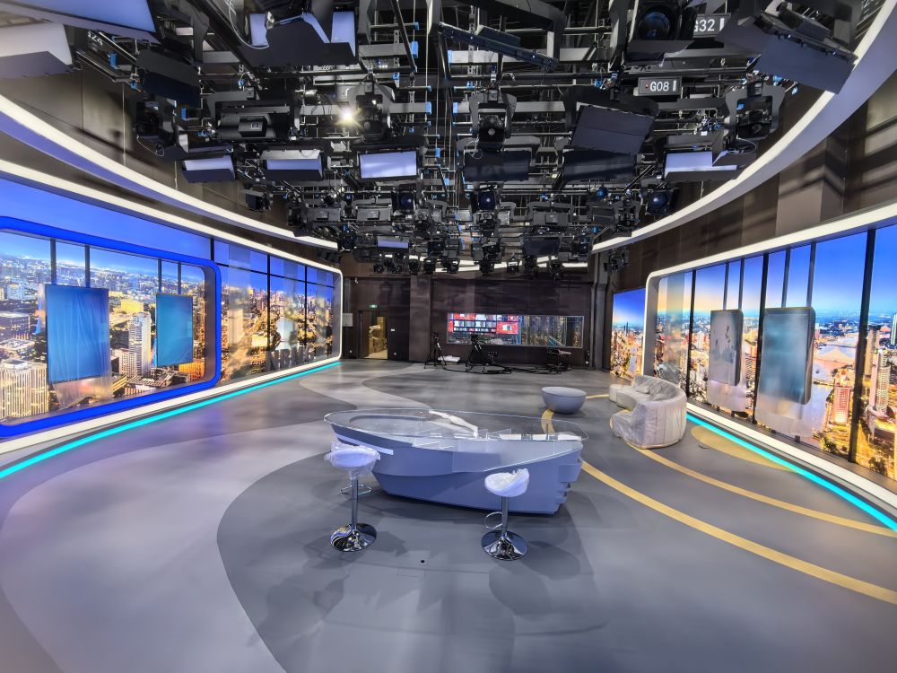 200平米全媒體演播室.jpg